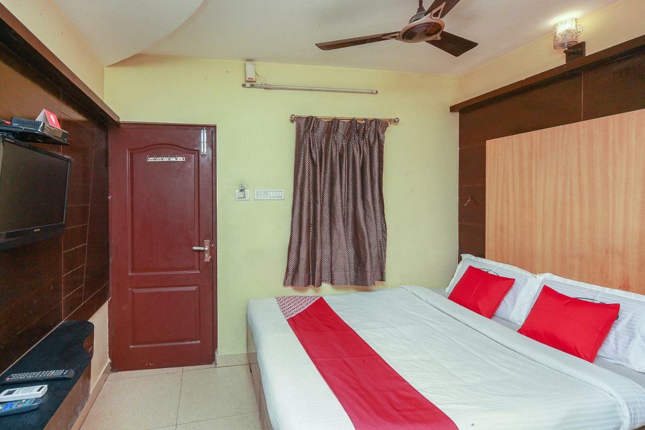 Hotel Oyo 8153 K Empire